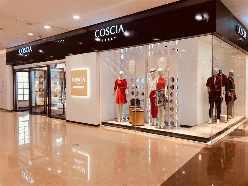 時尚服裝奢侈品百貨店鋪裝修實景圖